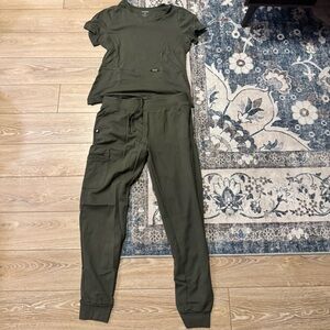 Olive Green Women's Pants & Jumpsuit Set